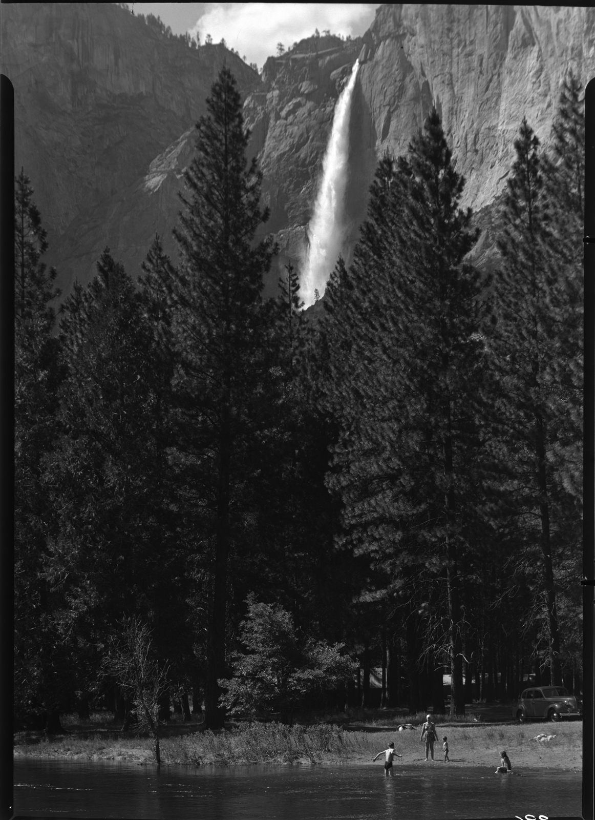 Merced River — Yosemite Valley — natural swimming hole in California